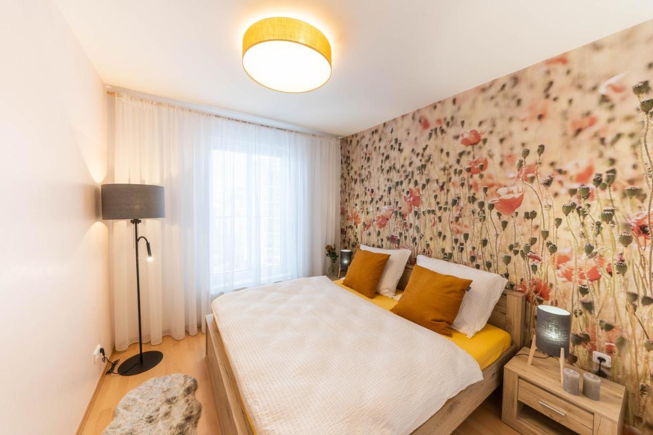 Apartman Lipa Liberec Buitenkant foto